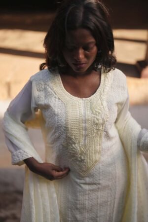 Embroidered Kurthi (Collar Neck)